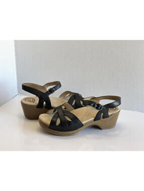 Dansko Season Women’s US 8.5/EU 39 Black Leather Strappy Comfort Sandals Buckle